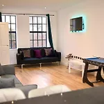 Modern Home In Birmingham